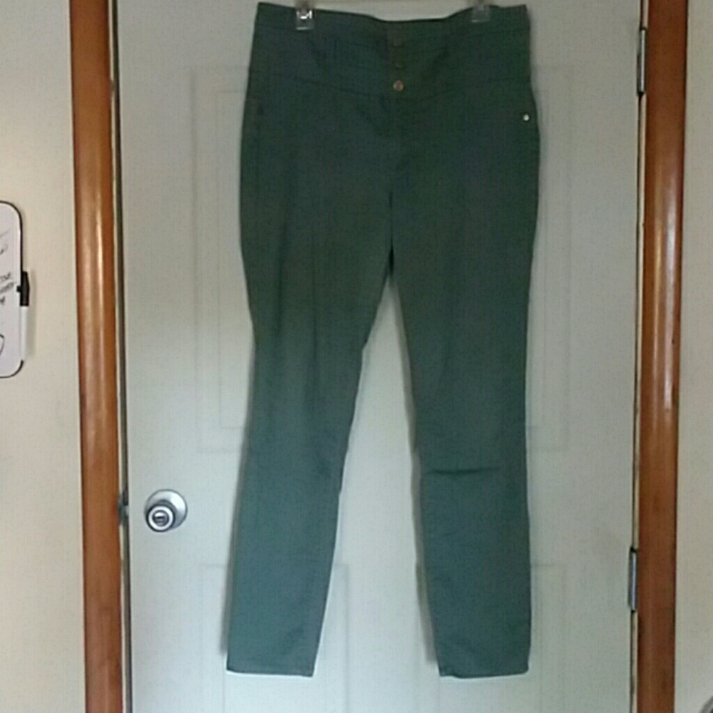 High waisted skinny jeans